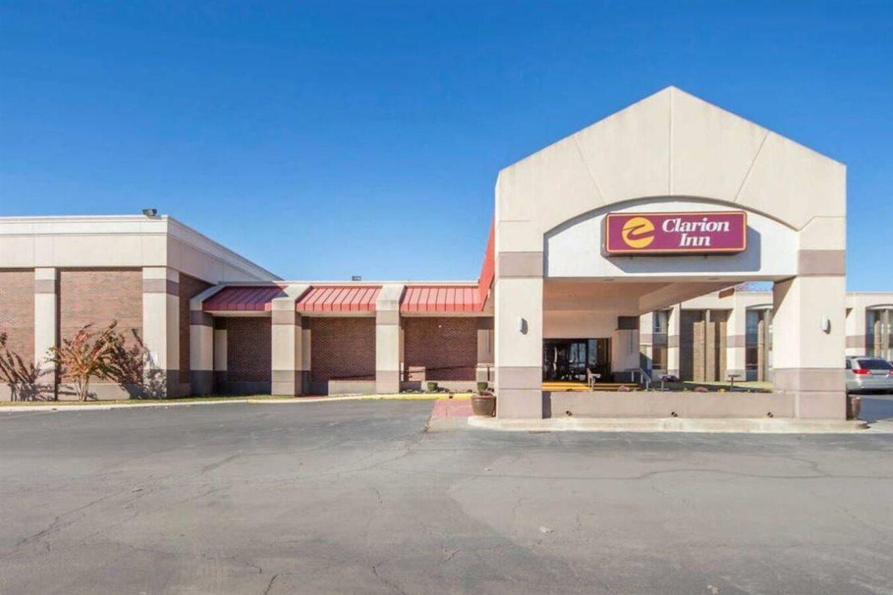 Clarion Inn Tulsa International Airport Exterior foto