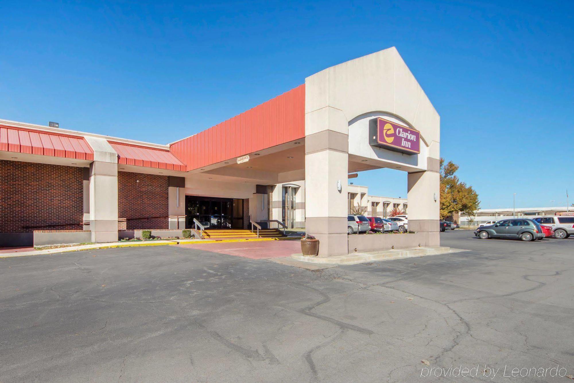 Clarion Inn Tulsa International Airport Exterior foto
