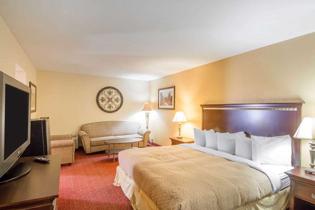 Clarion Inn Tulsa International Airport Habitación foto